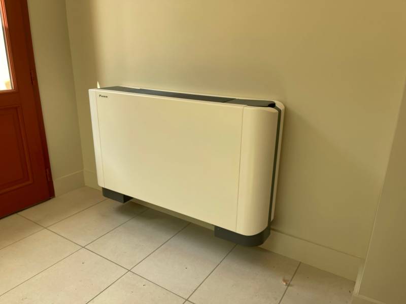 Installateur de pompe à chaleur Daikin Bordeaux pour un appartement en plein centre ville près de la place de la Victoire
